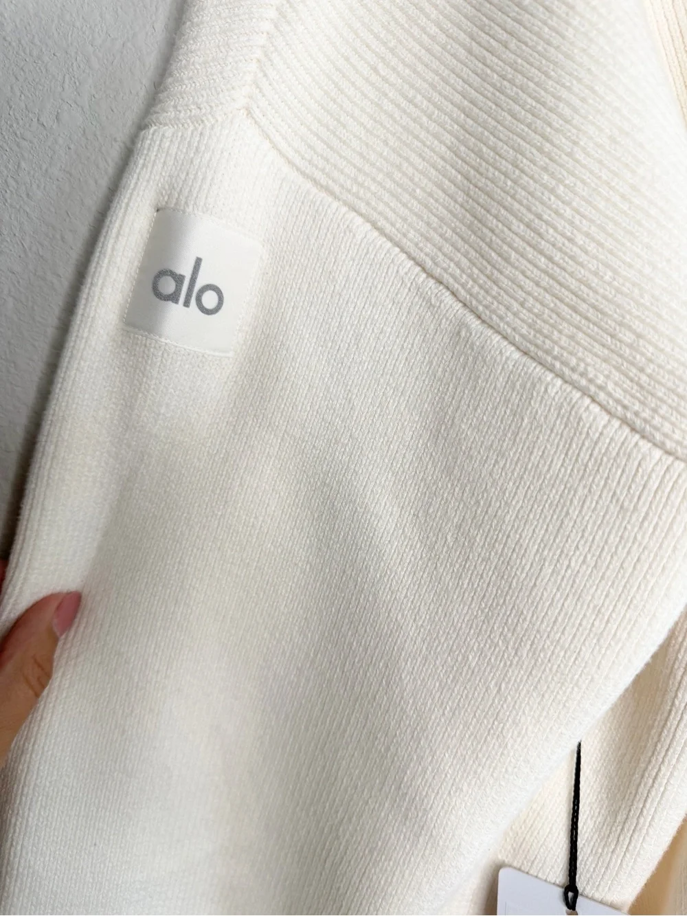 Alo Yoga Scholar Hoodie in Ivory Ribbed Knit Hoodie Sweater Unisex Size XS